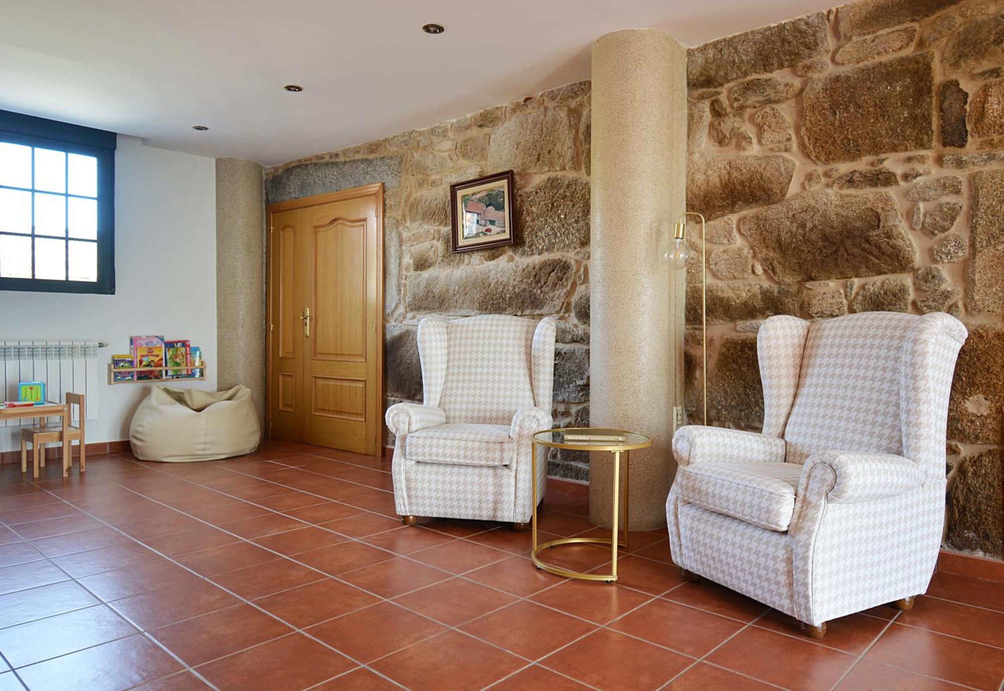 Galihost - Casa Con Enorme Jardin En Cambados Villa Buitenkant foto